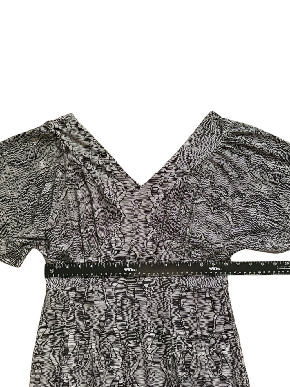 NWOT Cabi 4641 Twirl Dress black/white
Size small. - Picture 7 of 9